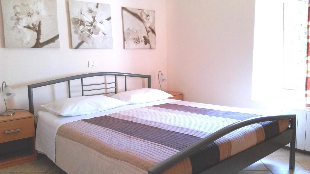 Apartment Ivan Pula Luaran gambar